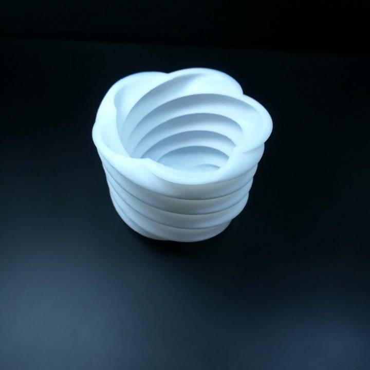 flower vase 2 & garden decor 3D print model - Mito3D