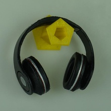 super pentagon gadgets & electronics competition-linus-tech-tips-headphone-design 3d print model - Mito3D