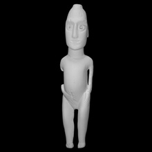 moai sólido escanear tallado figura humano hombre madera religión espíritu antropomórfico pa ceremonia 3d print model - Mito3D