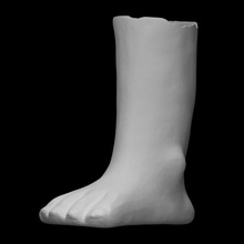 inca ceremonial vessel scan body container decoration figure foot human leg sculpture sandal ceremony chicha 3d print model - Mito3D