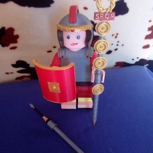 casco legionario romano Lego gigante Ejército muñecas juguetes 3d print model - Mito3D