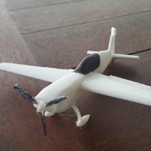 bord 540 jouets Jeux avion aile rc hélice fortnite voltige acrobatique 3d print model - Mito3D