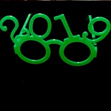 2019 foldable year's glasses hinge ny 3d print model - Mito3D