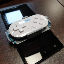 8bitdo téléphone titulaire soutien gadgets électronique portable émulation 3d print model - Mito3D