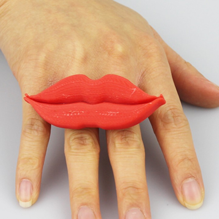 lèvres l'anneau bijoux 3D print model - Mito3D