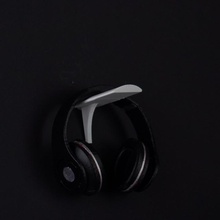 fissaggio parete headphone stand gadgets elettronica concorso linus tech consigli cuffie design 3d print model - Mito3D