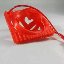 Valentinstag Herz kardanisch Herzen Schlüsselbund Gyroskop printinplace Makerneer 3d print model - Mito3D