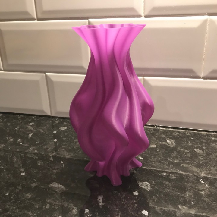 fuego florero maceta ondulado 3D print model - Mito3D