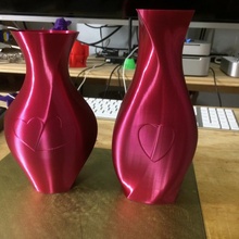 namorados coração vasos vaso vazio 3d print model - Mito3D