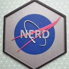 Hexagon Nerd NASA Mehrfarbig Nefoss 3d print model - Mito3D