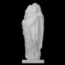 estatua hembra figura escanear teatro museo archeo romano 3d print model - Mito3D
