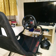 logitech shifter console seggiolino sfida macchina guida vigore rig drivingforce simulatore 3d print model - Mito3D