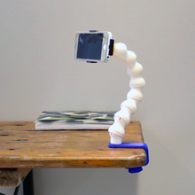 arm holder clip iphone 4 5 gadgets & electronics 3d print model - Mito3D