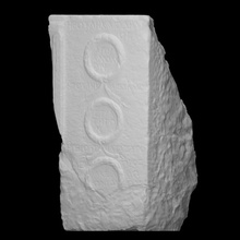 frammento stele door scansione uomo mitologia romano scultura tomba religione 3dprint 3dscan sollievo cancello cimitero collina frigia 3d print model - Mito3D