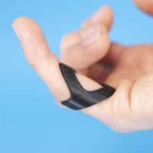 3 dedo braçadeira oval anel joalheria tala junta fundida 8 artrite artrítico 3d print model - Mito3D