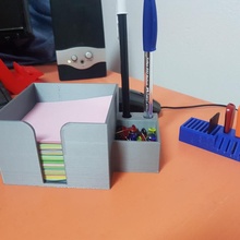 organizatör notlar kalemler 3d print model - Mito3D