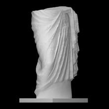hembra estatua escanear figura mujer mármol envuelto Verona 3d print model - Mito3D