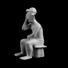 seated figure ecuador uea norwich scan 3d print model - Mito3D
