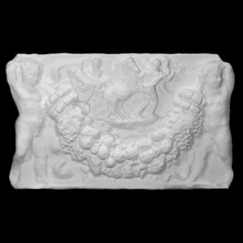 sarcophage Gardland analyse sculpture marbre fragment high relief proserpine guirlande 3d print model - Mito3D