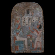 anjh auf mut adorateur assise Osiris analyse sculpture peint soulagement bois stèle sun disk 3d print model - Mito3D