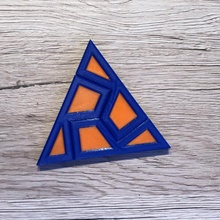 triángulo rompecabezas doble color 3d print model - Mito3D