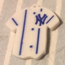 porte clés bébé Ruth 3 York Yankees 3d print model - Mito3D