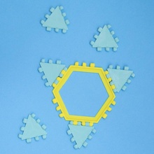 polypanels hexagon toy snap connector construction poly polyhedron panels polyhedra 3d print model - Mito3D