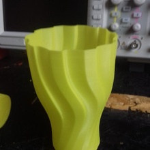 wavy vase & garden decoration fusion360 logictechratlab 3d print model - Mito3D