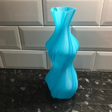 silho vase & garden art fun pot silhouette vases 3d print model - Mito3D