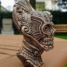 antiguo educación busto cráneo maya ciencia ficción Giger florido 3d print model - Mito3D