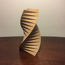 twisted triangle vase & garden holder flowers wood desktop planter homedecor 3d print model - Mito3D