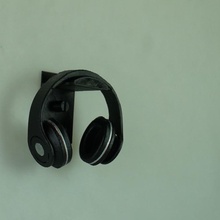 mount clips gadgets & electronics competition-linus-tech-tips-headphone-design 3d print model - Mito3D