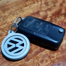 volkswagen swivel keychain fashion & accessories car key 3d print model - Mito3D