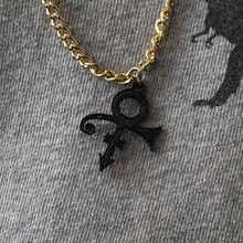 symbol prince jewellery pendant music 3d print model - Mito3D