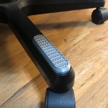 dx coureur repose pieds couverture gaine chaise agrafe jeu remplacement 3d print model - Mito3D