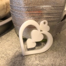 heart keychain pendant chain girlfriend love valentin lover 3d print model - Mito3D