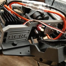 elemento rc enduro alambrado coches rock axial controlar tractor scx10 gato rojo rcradio traxxas trx4 sendero endruro 3d print model - Mito3D