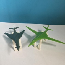 b 1 lanciere giocattoli Giochi aviazione bombardiere 3d print model - Mito3D