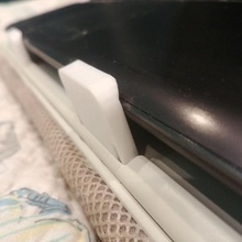 Logitech n700 caderno lapdesk clipes reparar 3d print model - Mito3D