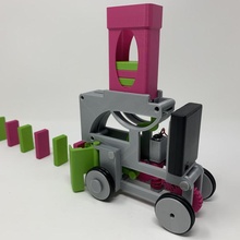 rosado verde dominó máquina ii ultimaker autodesk fusion360 3d print model - Mito3D
