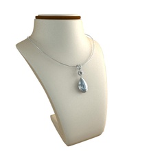 gioielli 4 accessorio aeche il busto caso catena carattere vestiti diamante display gemme gioielliere modello collane ciondolo vetrina argento store bianco 3d print model - Mito3D