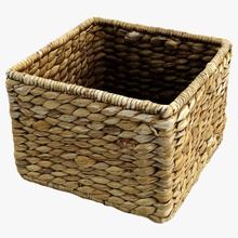 straw basket bamboo box collection container decor decorative food furniture handmade home interior lowpoly model picnic vyvera woven 3d print model - Mito3D
