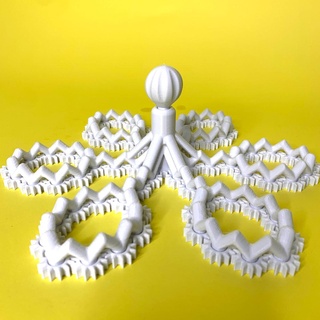 gear flakes - print place stl fun mechanical fidget toy gears arranged circular pattern central knob hold rotated entire frame rotate spin creating 2 completely mesmerizing motions takes flowers up notch thi 3d print model - Mito3D