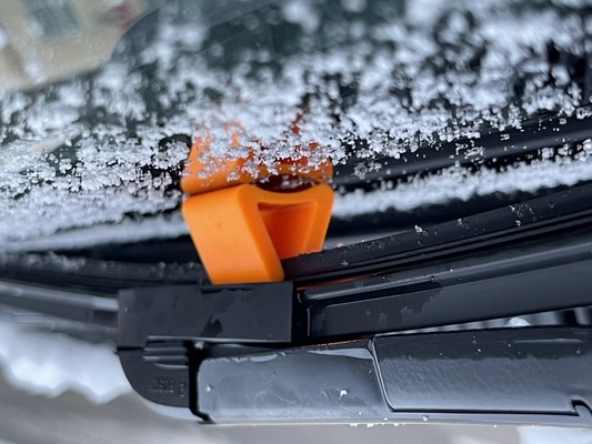 macchina tergicristallo anti freeze clip by race85com passatempo fai veicoli ghiaccio inverno accessorio accessori messa punto 3d print model - Mito3D