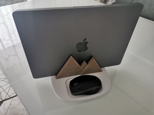 macbook profesyonel 14 rıhtım 2021 yeniden karıştırılmış by hmt stüdyo araçlar elma mac destek ayakta durmak 3d print model - Mito3D