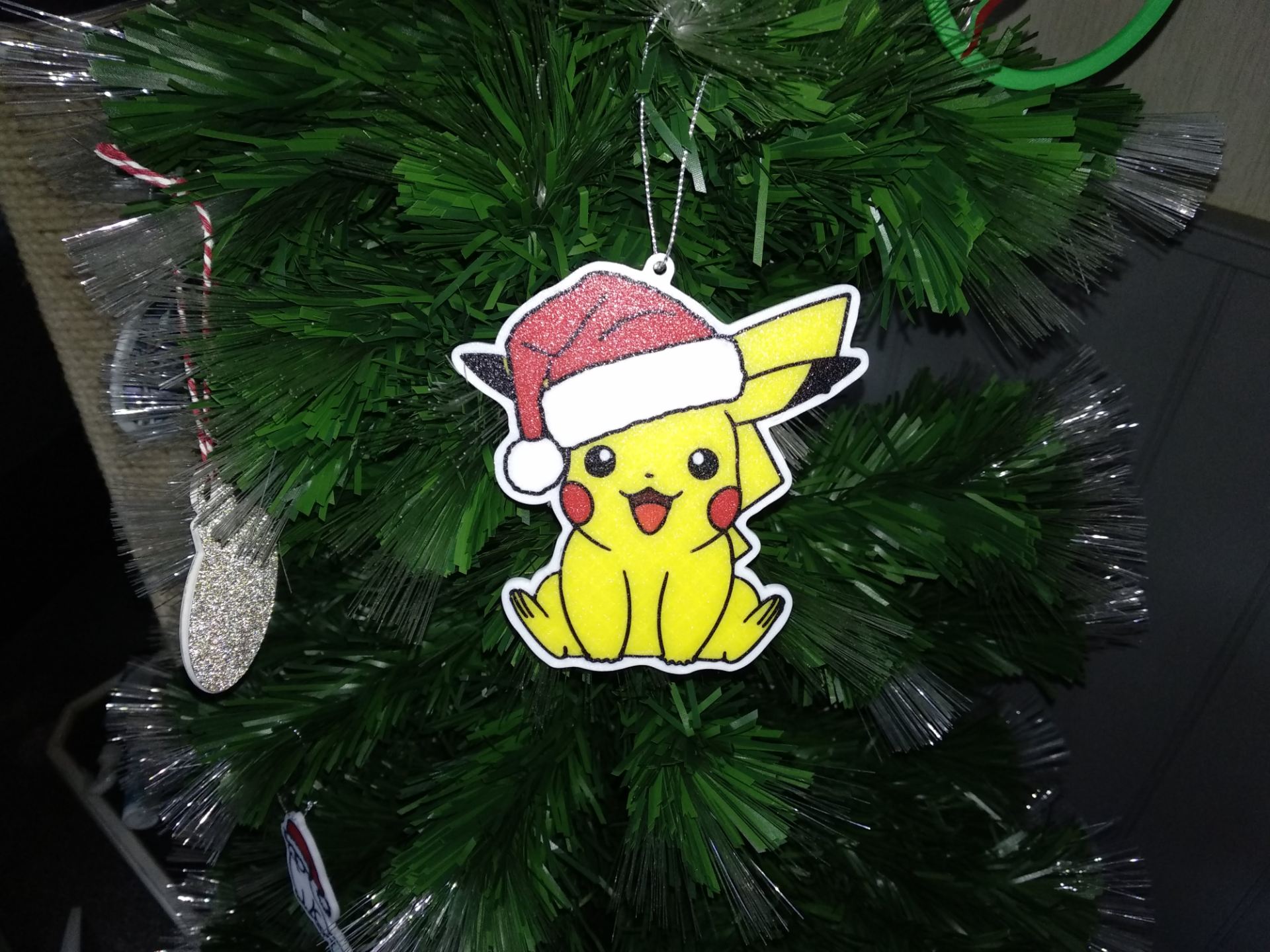 natale pikachu albero ornamento pallina by neddy990 arte 2d pokemon 3D print model - Mito3D