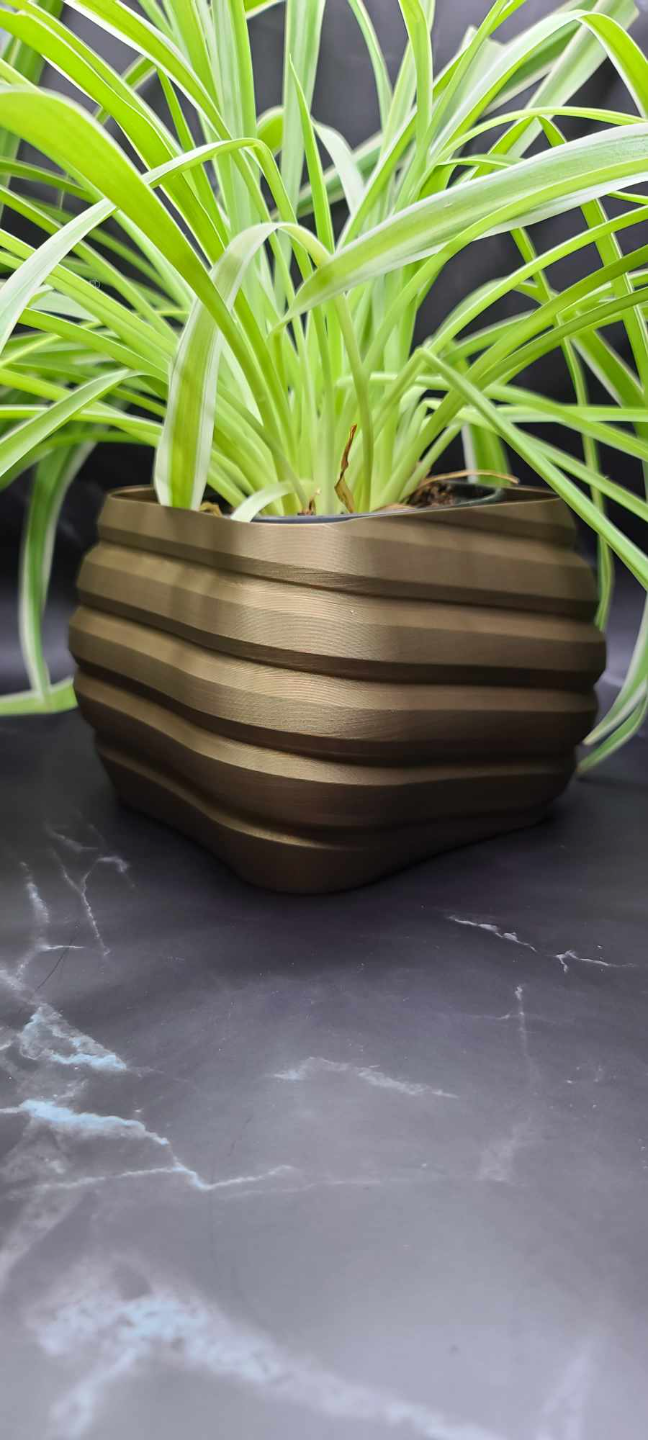 cubesqueeze planter by kenprint3d household garden flower pot vase 3D print model - Mito3D