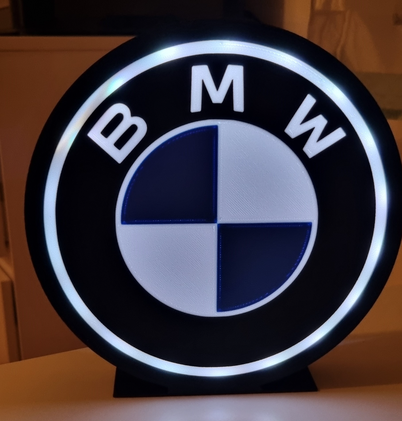 bmw lampe by makarnam sanat işaretler logolar bambu ams p1p lamba lamba kutusu led led ışık renkli logo 3D print model - Mito3D