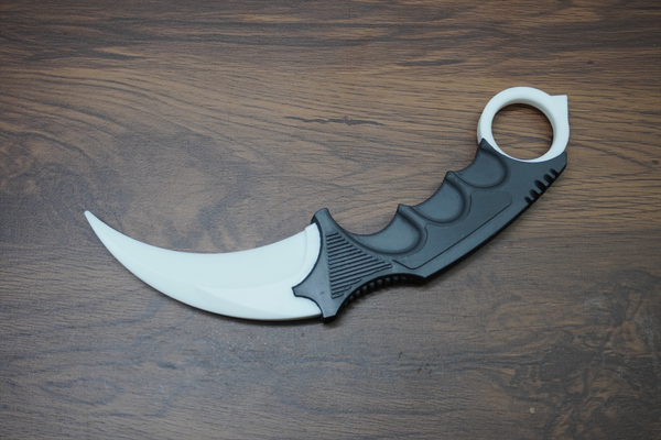 karambit by requisiten cosplays replik waffe csgo 3d print model - Mito3D