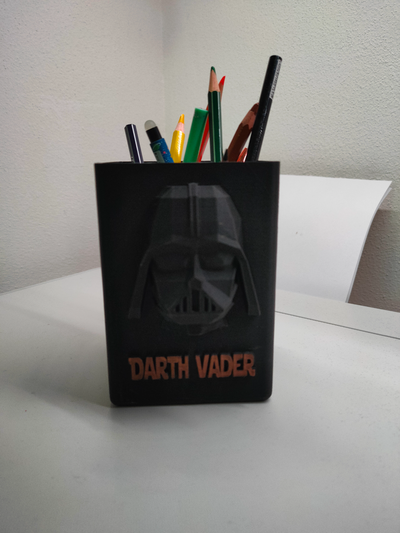 porta penna darthvader by dgvelab utensili organizzatori darth vader stella guerre titolare supporto 3d print model - Mito3D